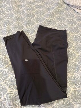 Lululemon Graphite Grey wunder train tight with pockets